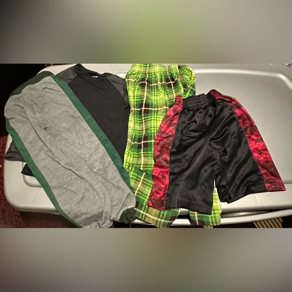 Clothing bundle (Boys)